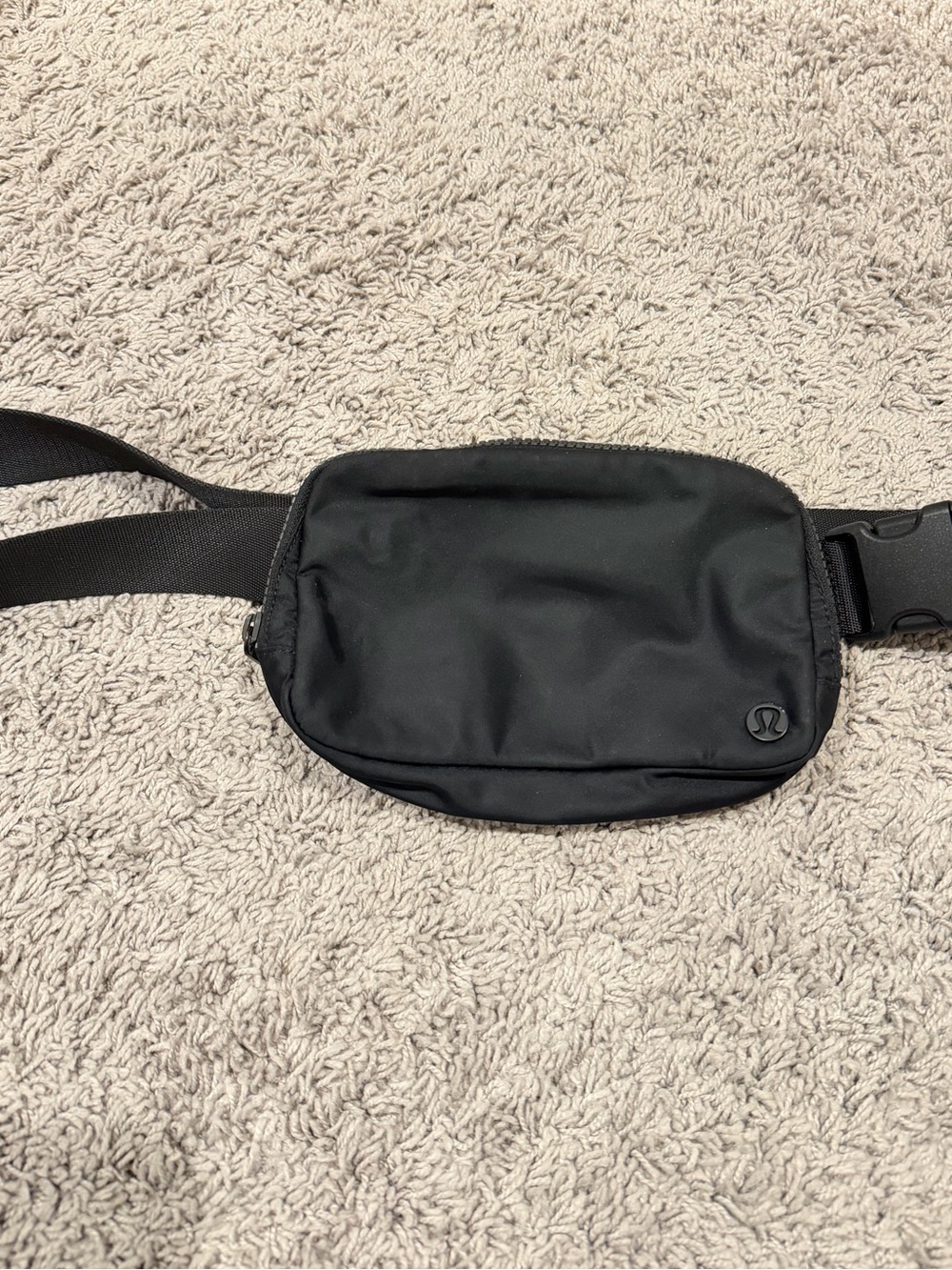 lululemon athletica Black Waist Pack - Minimal Crossbody Belt Bag